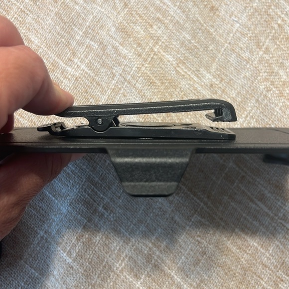 iPhone 14 Pro Otter Box Case - Picture 7 of 16